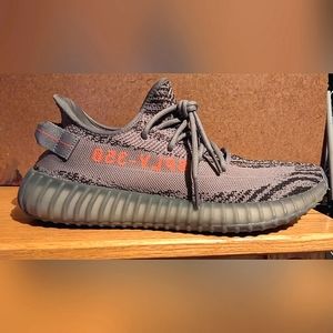 🔥 Adidas Yeezy Boost
